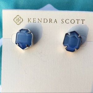 Kendra Scott Periwinkle cat’s eye Taylor’s